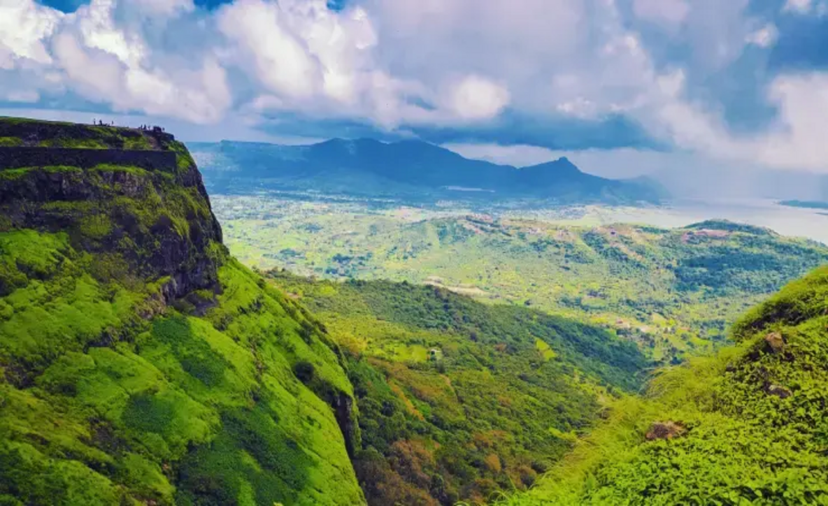 tourist attractions Lonavala, Lonavala spots to visit, visit to Lonavala,